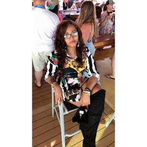 Meet your Posher, Kashé